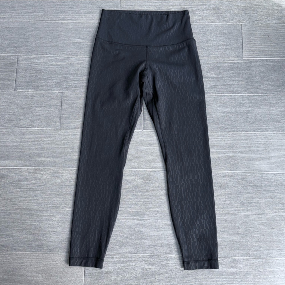 Lululemon Align High Rise Pant 25" Segment Emboss Black Leggings 6 Nulu W5DUYS - Picture 4 of 15